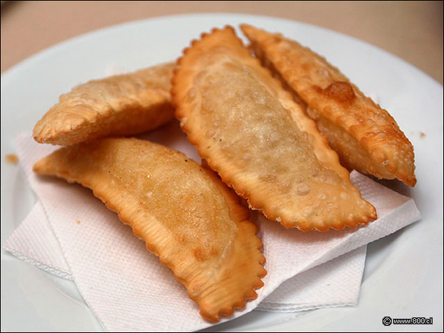 Empanadas fritas de cortesa - Los Buenos Muchachos - Cumming